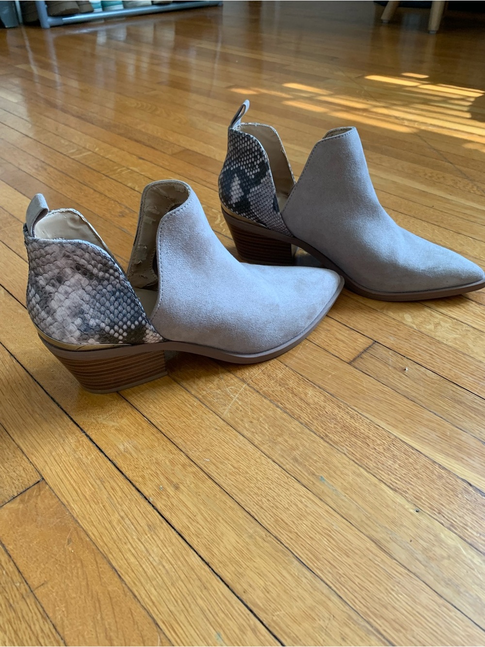 Express Taupe Suede-Look Ankle Booties with Snake-Print Heel Women’s Size 8